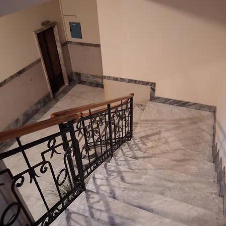 Chic Brand New At Palazzo Giuliani Apartmán *