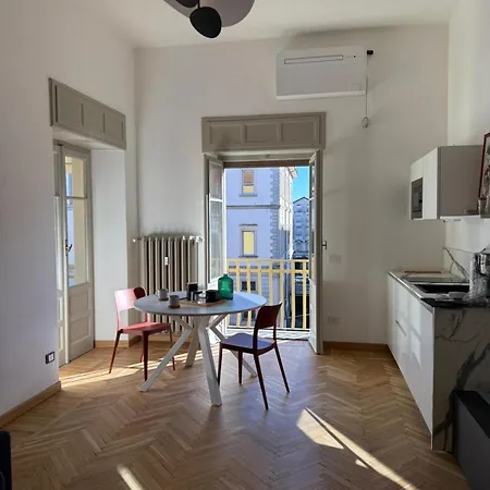 Chic Brand New At Palazzo Giuliani Apartment *
