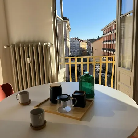 Chic Brand New At Palazzo Giuliani דירה *