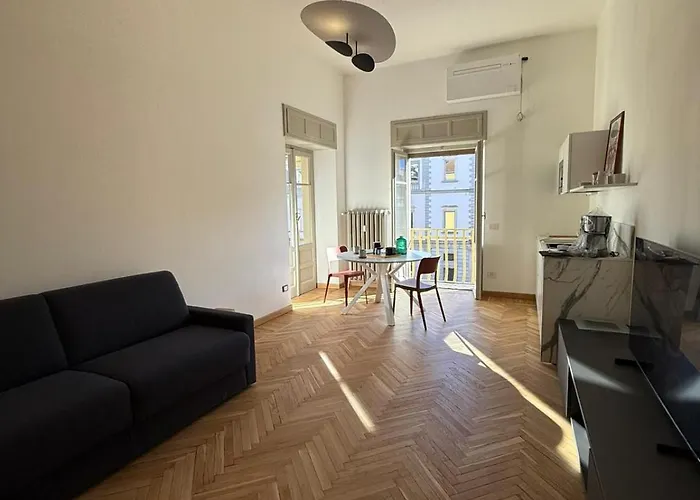 Apartament Chic Brand New At Palazzo Giuliani *