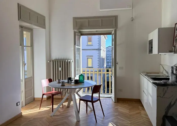 Chic Brand New At Palazzo Giuliani Apartament *