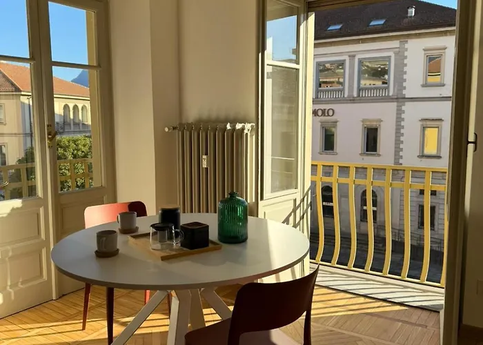 Appartement Chic Brand New At Palazzo Giuliani Intra